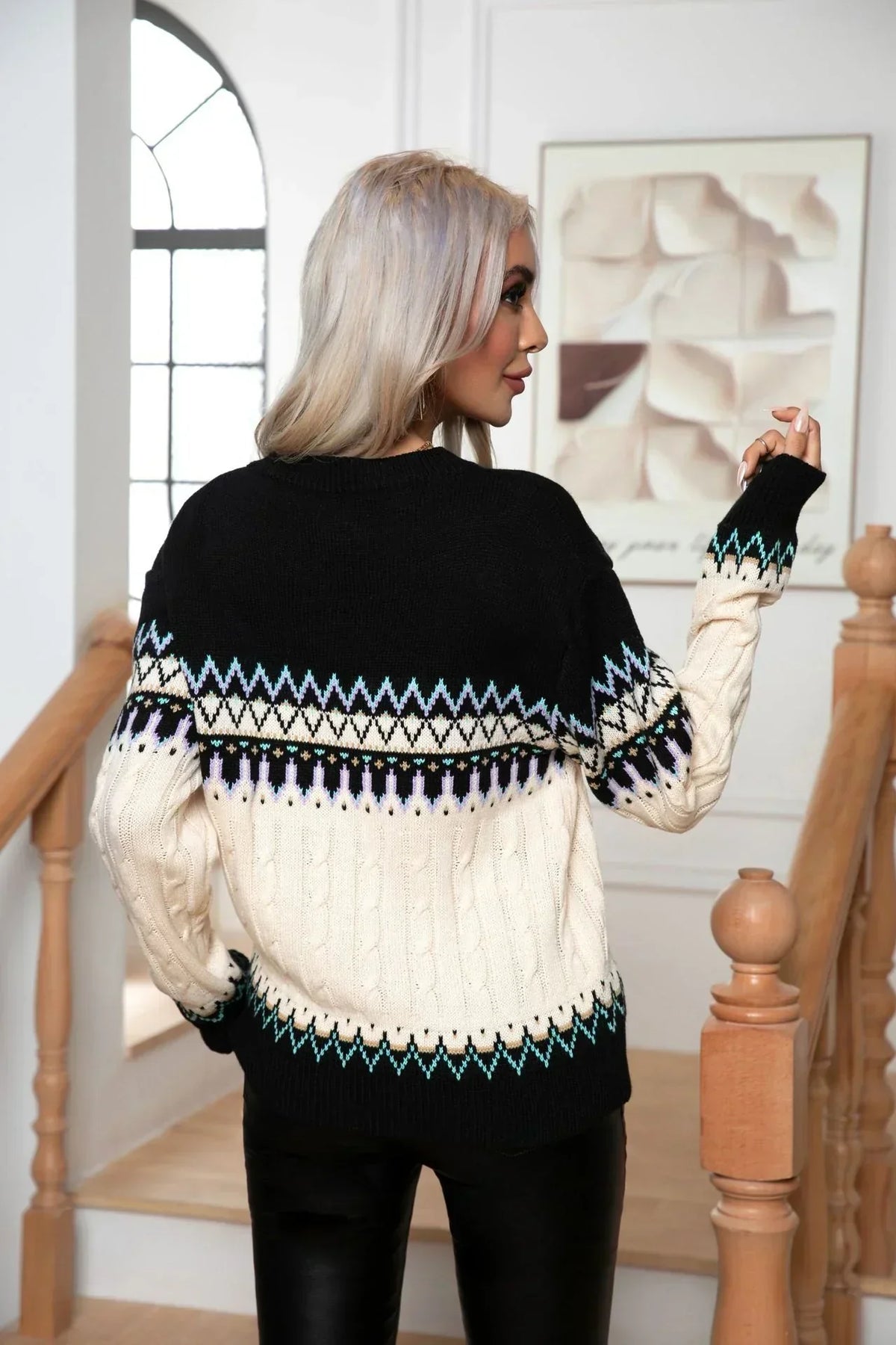 Samira ženski pulover – elegantni norveški pulover od tople pletenine s geometrijskim uzorcima