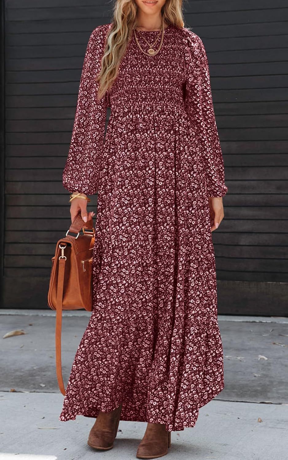 Sophie Maxi Kjole til Kvinder – Blomstret Smocket Kjole med Lange Ærmer, Boheme Elegant