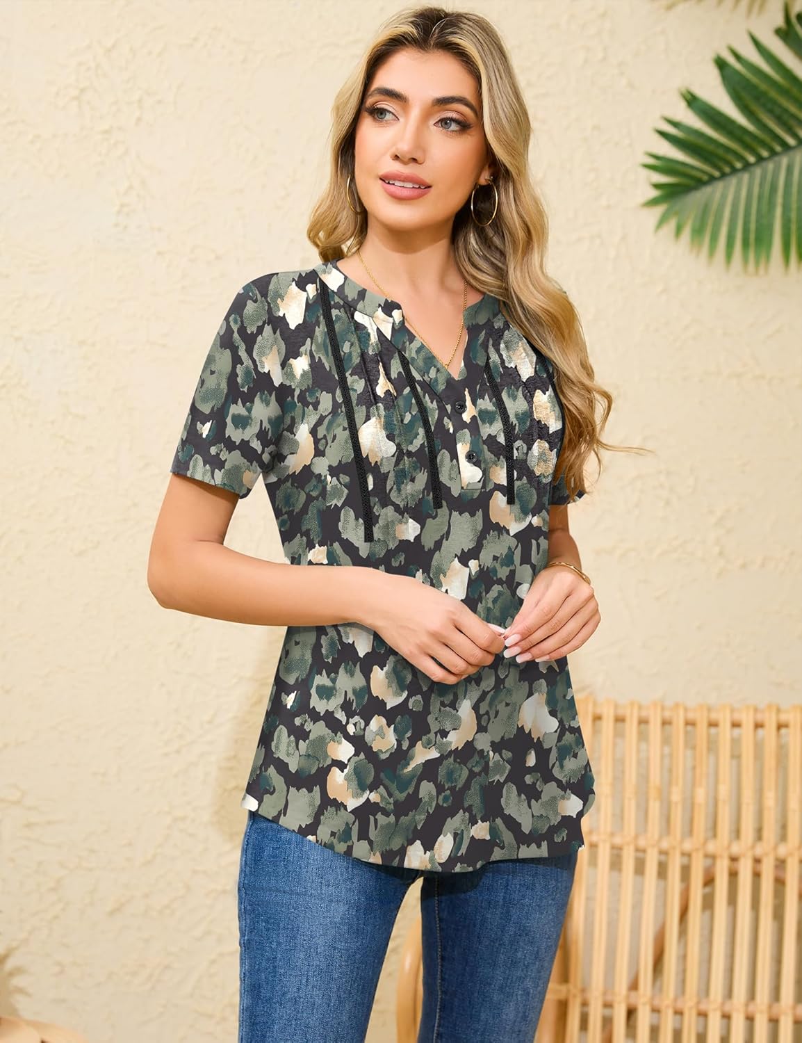 Élodie ženska bluza – elegantni top s V-izrezom, čipkom i naborima