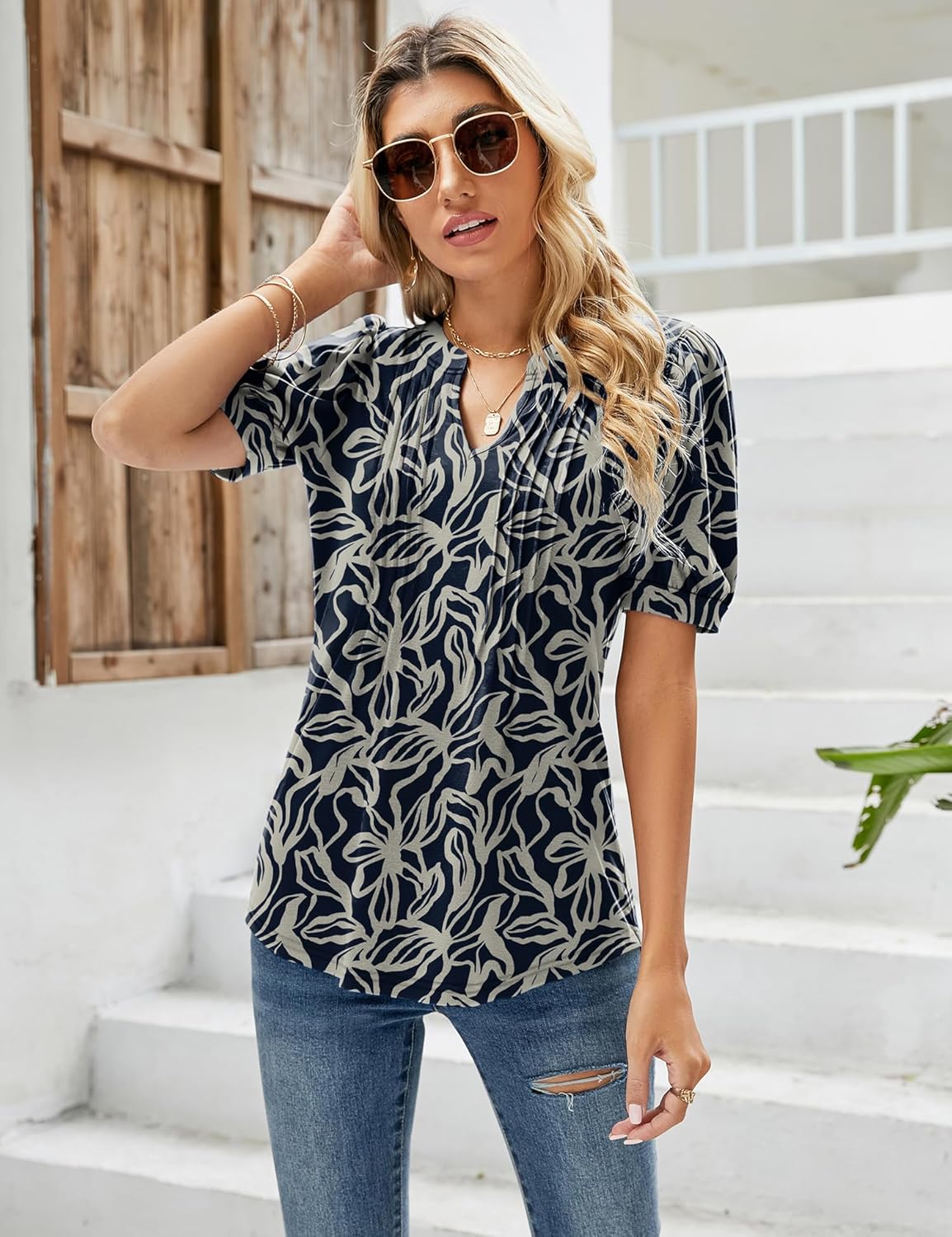 Sofía Haut Femme Cuello V – Camiseta Fluida Estampada Floral con Mangas Abullonadas y Detalles Plisados