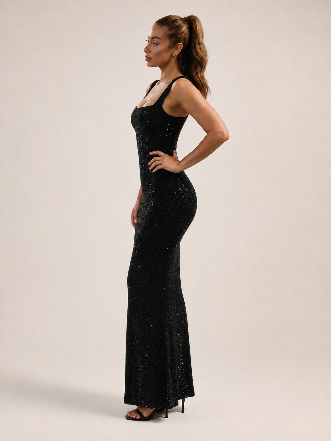Églantine Vestido Maxi de Senhora – Vestido de Lantejoulas com Costas Descobertas, Decote Quadrado e Corte Justo Elegante
