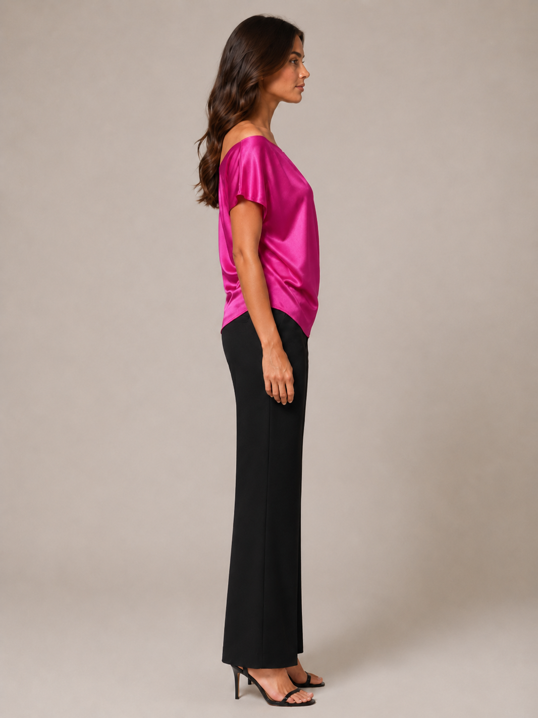 Top Apolline para mujer – blusa entallada de cuello asimétrico, tejido fluido, elegante y moderno