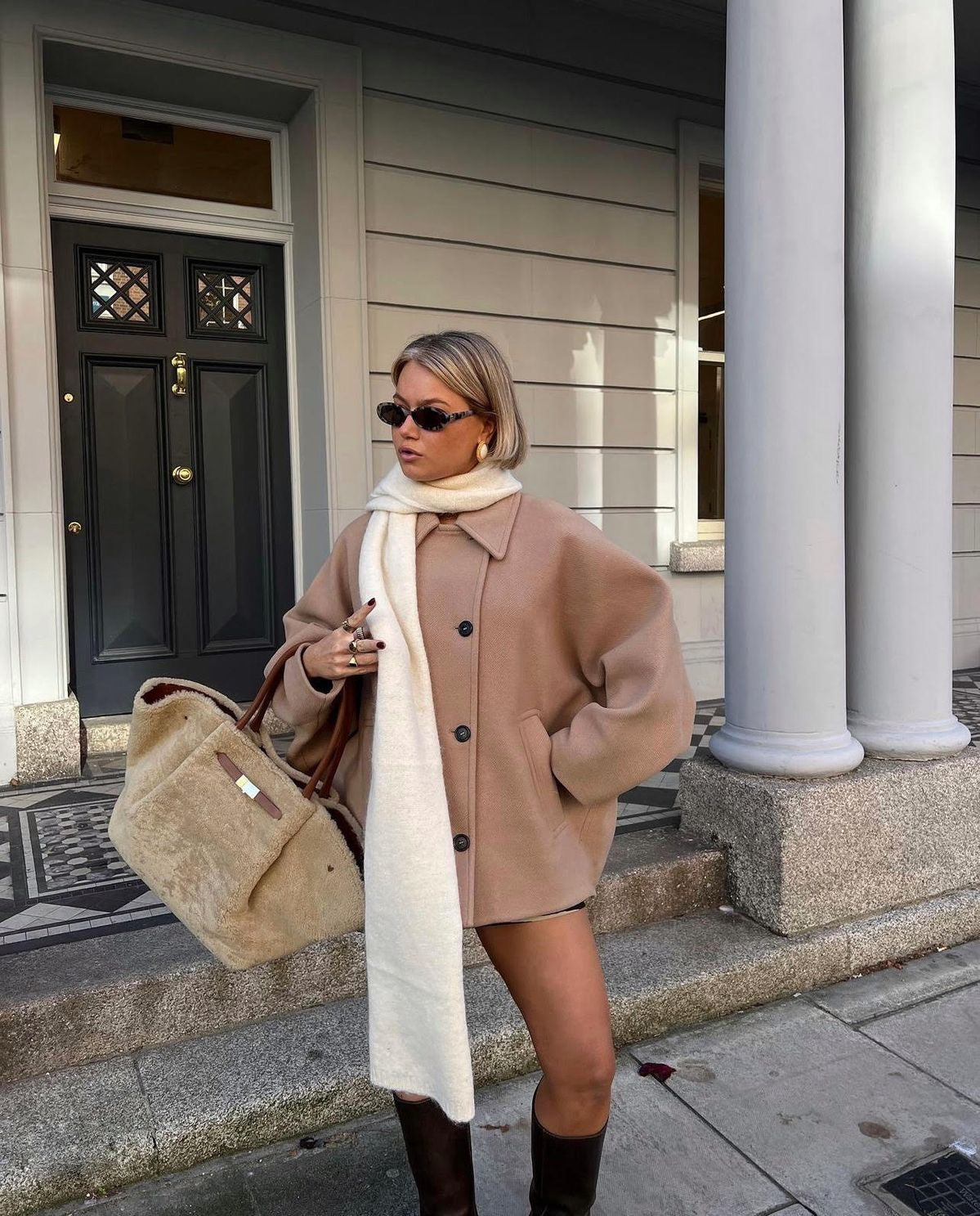 Amélie Dame Frakke Oversize – Elegant Frakke i Blødt & Trendy Uld til Vinter