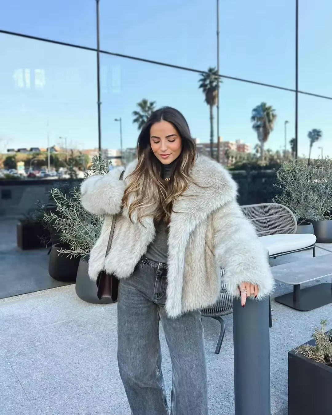Liliana Manteau Luxe Femme – Faux Fur Coat Ultra-Doux au Style Élégant pour l’Hiver