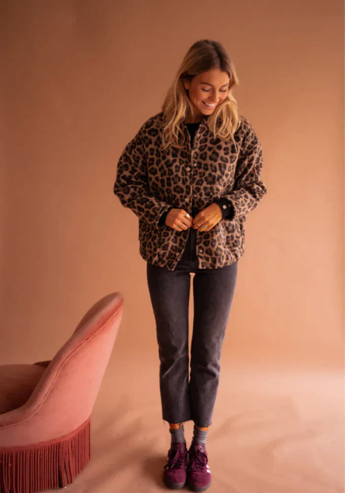 Valeria Veste Femme – Veste Léopard Élégante à Imprimé Animal & Coupe Confortable
