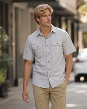 Camisa Paul para Hombre – Camisa de Manga Corta Clásica, Corte Relajado y Bolsillos