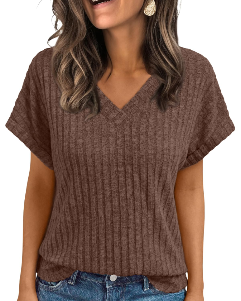Orla Top Femme – Elegant V-halsbluse med korte ærmer, afslappet og chic løs pasform