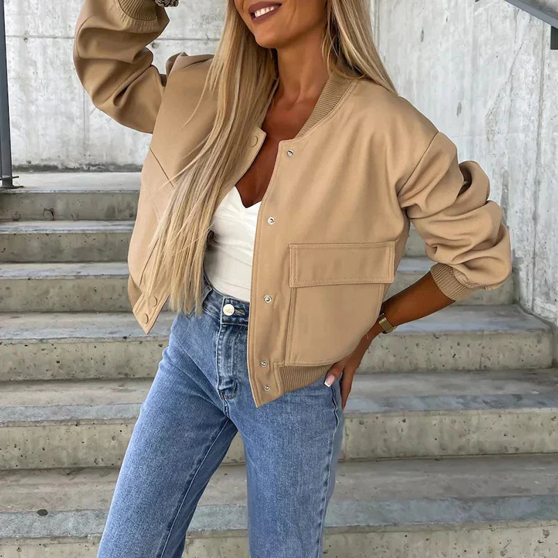 Paula bunda bomber dámská – krátký styl s klopovými kapsami a módním městským vzhledem