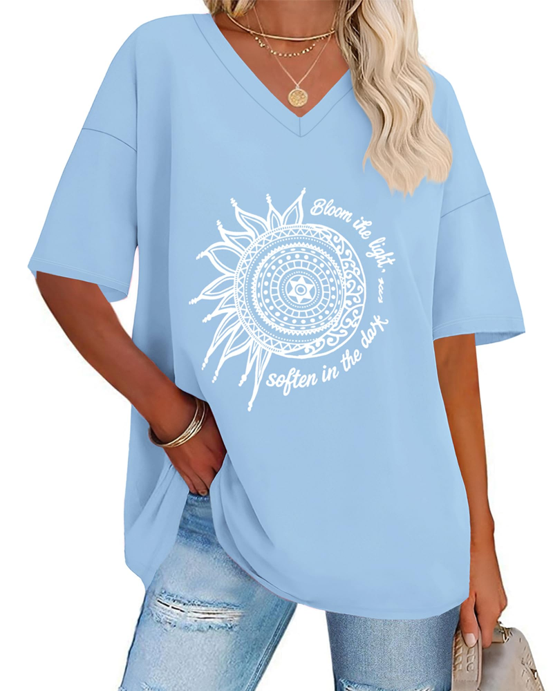 T-shirt Paisley Gráfico Feminino – Top Oversize com Decote em V Casual
