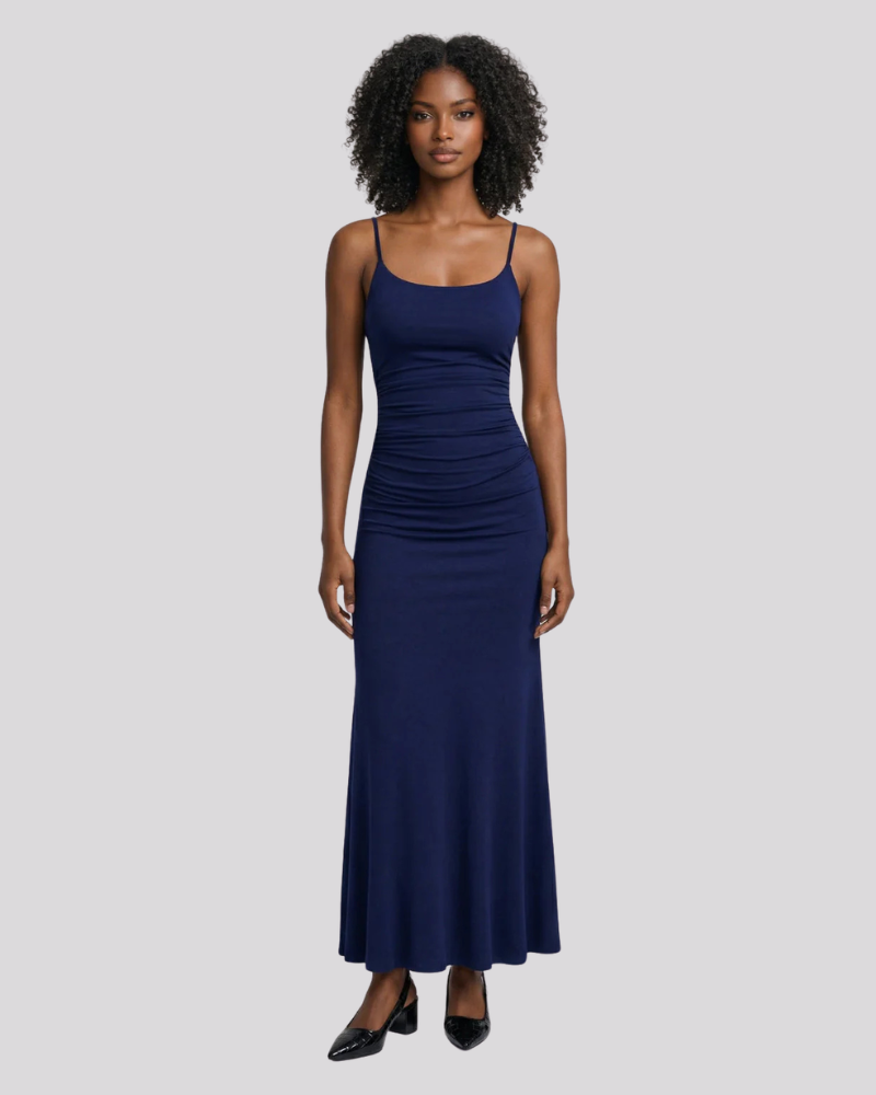 Quinn Maxikleid für Damen – Langes, tailliertes, plissiertes Kleid mit feinen Trägern, elegant