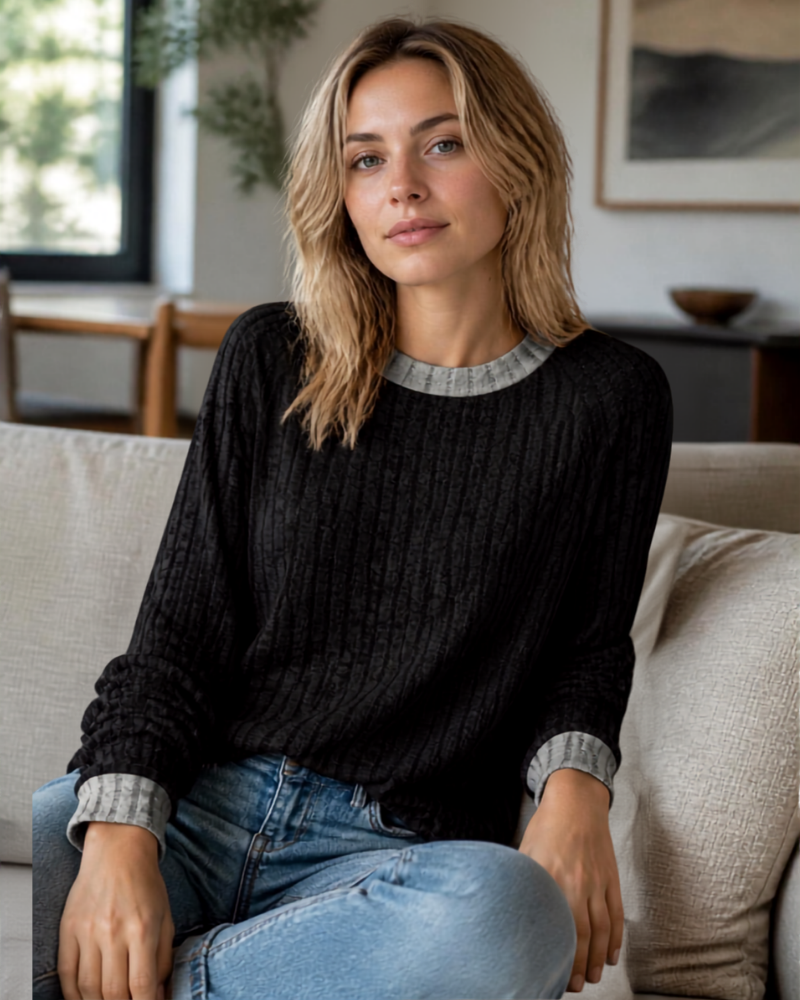 Linnea Lightweight Women's Sweater – Crew Neck, Relaxed Fit & Contrast Details