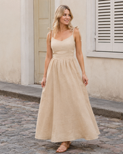 Aubrey Maxikleid für Damen – langes rückenfreies Kleid mit gebundenen Trägern und elegant ausgestelltem Rock