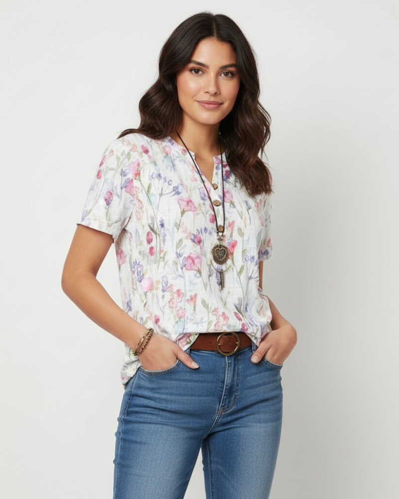 Blusa Elara Mulher – Camisa Floral com Decote em V, Botões, Mangas Curtas, Corte Fluido e Elegante