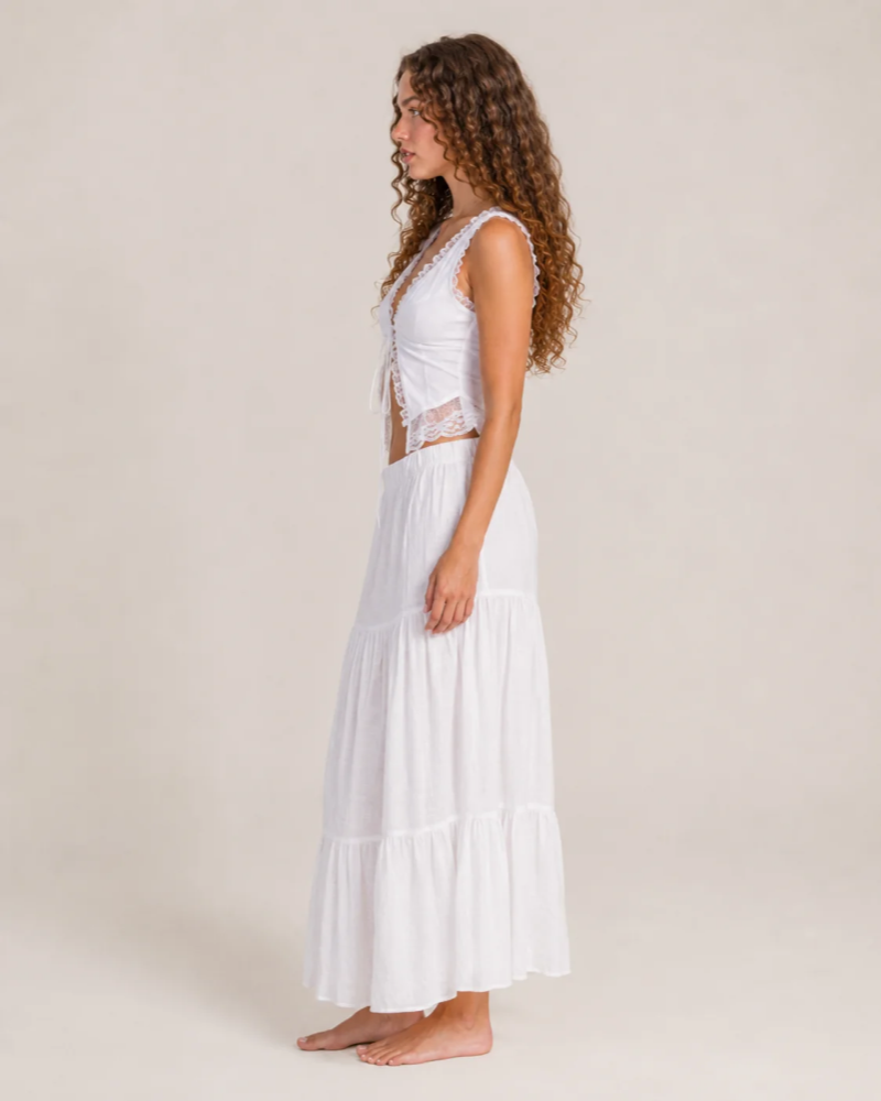 Willow Top Court Femme – Krótki top z białej koronki z regulowanymi sznurowaniami i otwartym przodem
